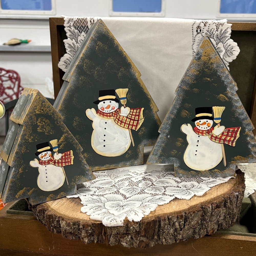 Festive Snowman Holiday Decor Set